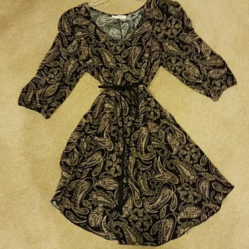 Adorable dress! Never worn